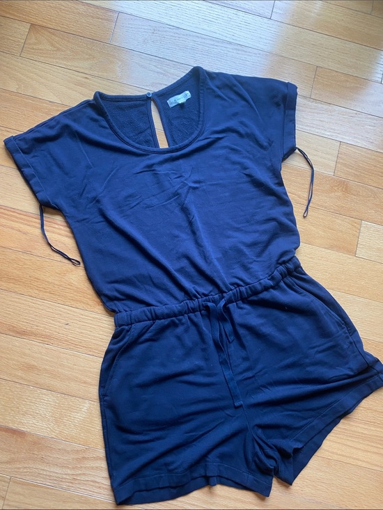Lou & Grey Pants - Lou & Grey Navy Short-Sleeve Drawstring Romper SUPER SOFT M